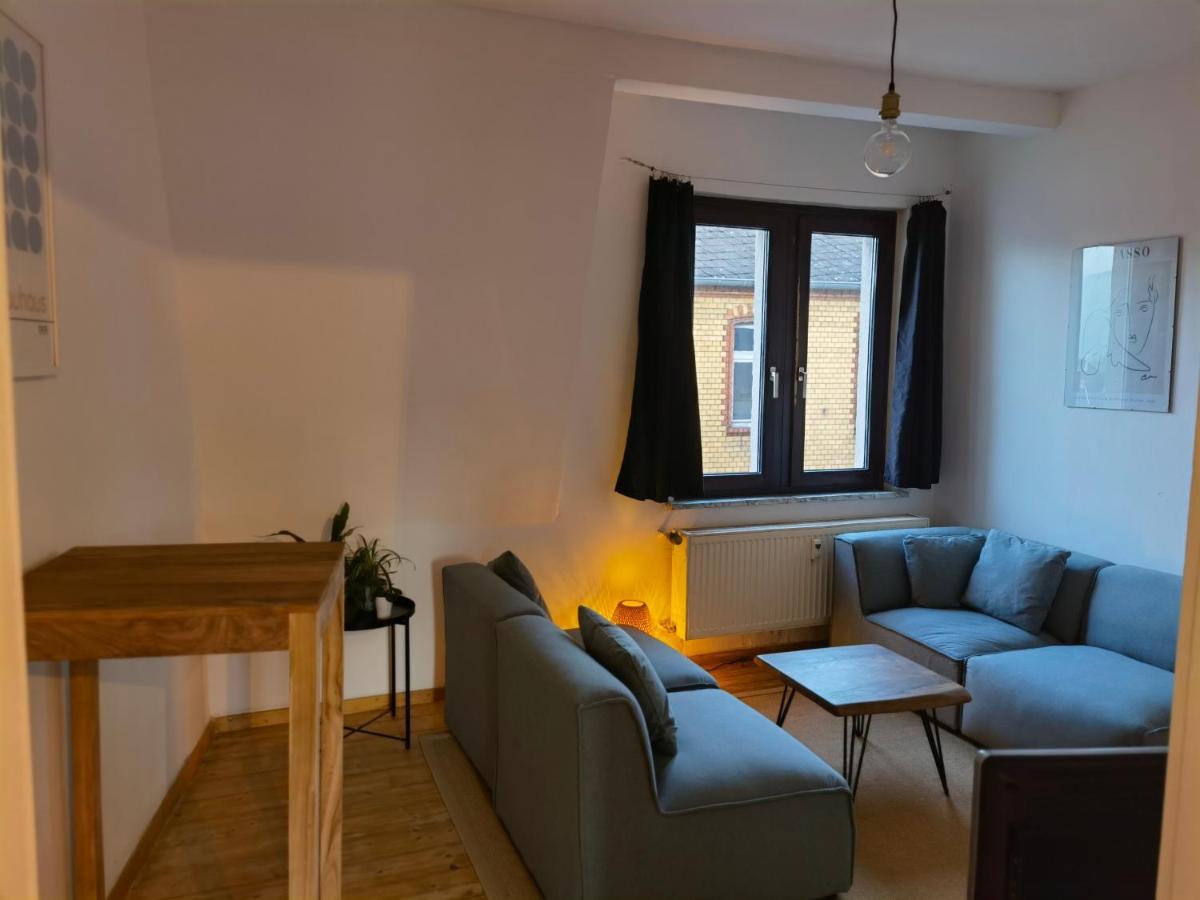 Geschmackvolle Wohnung Im Herzen Von Зинциг Екстериор снимка